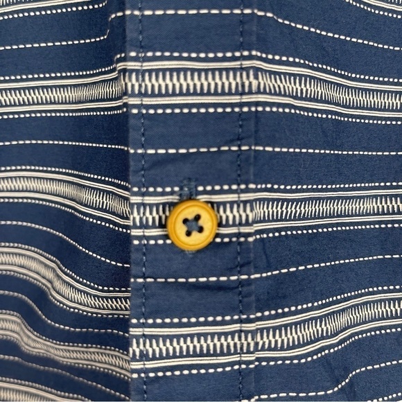 Tucker + Tate Short sleeve button down shirt blue white stripe size Large 10/12 - Picture 4 of 8
